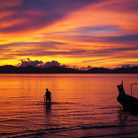 Modern Sunset Sea House Lam Sai Villa Ko Yao Noi Dış mekan fotoğraf